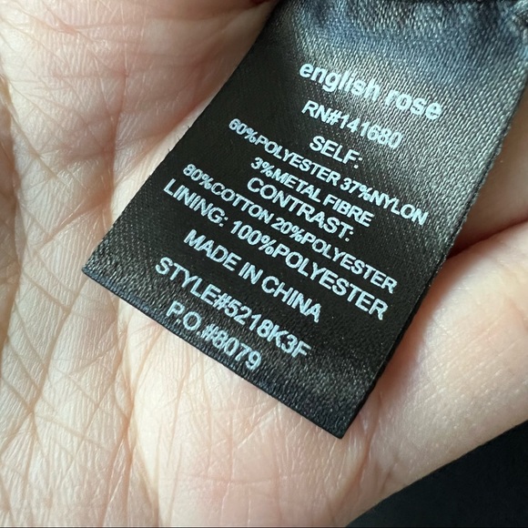 English Rose tweed metallic mini skirt with pocket - Picture 3 of 5